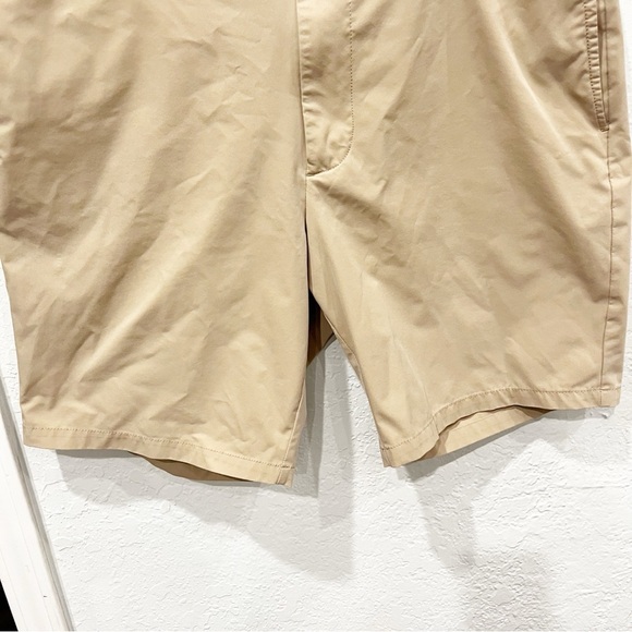 J. Crew Shorts Men's 36 9" Tech Short Khaki Preppy Summer Classic Golf AL096 - Picture 4 of 9